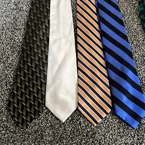 Men’s ties - Picture 3 of 7